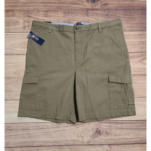 NWT Men's Size 42 Chaps Golf Stay Brown Flat Front Cargo Shorts 10" Inseam